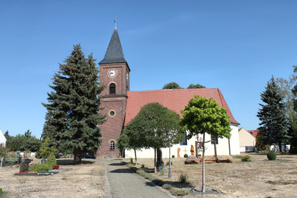01-laussig-img-46754D265DA7-F29B-140F-D07F-15C7E54C9B7A.jpg
